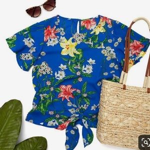 NWT Charming Charlie’s Floral Shirt Size Large